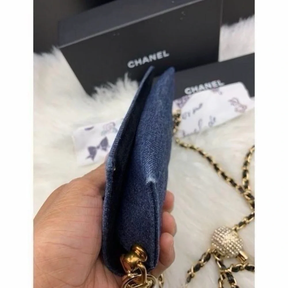 Extremely Rare Chanel Denim Quilted Sunglasses Case Crossbody Purse - Picture 9 of 12